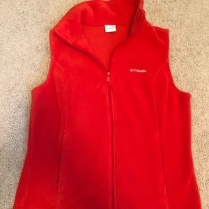 Columbia large red vest BOGO